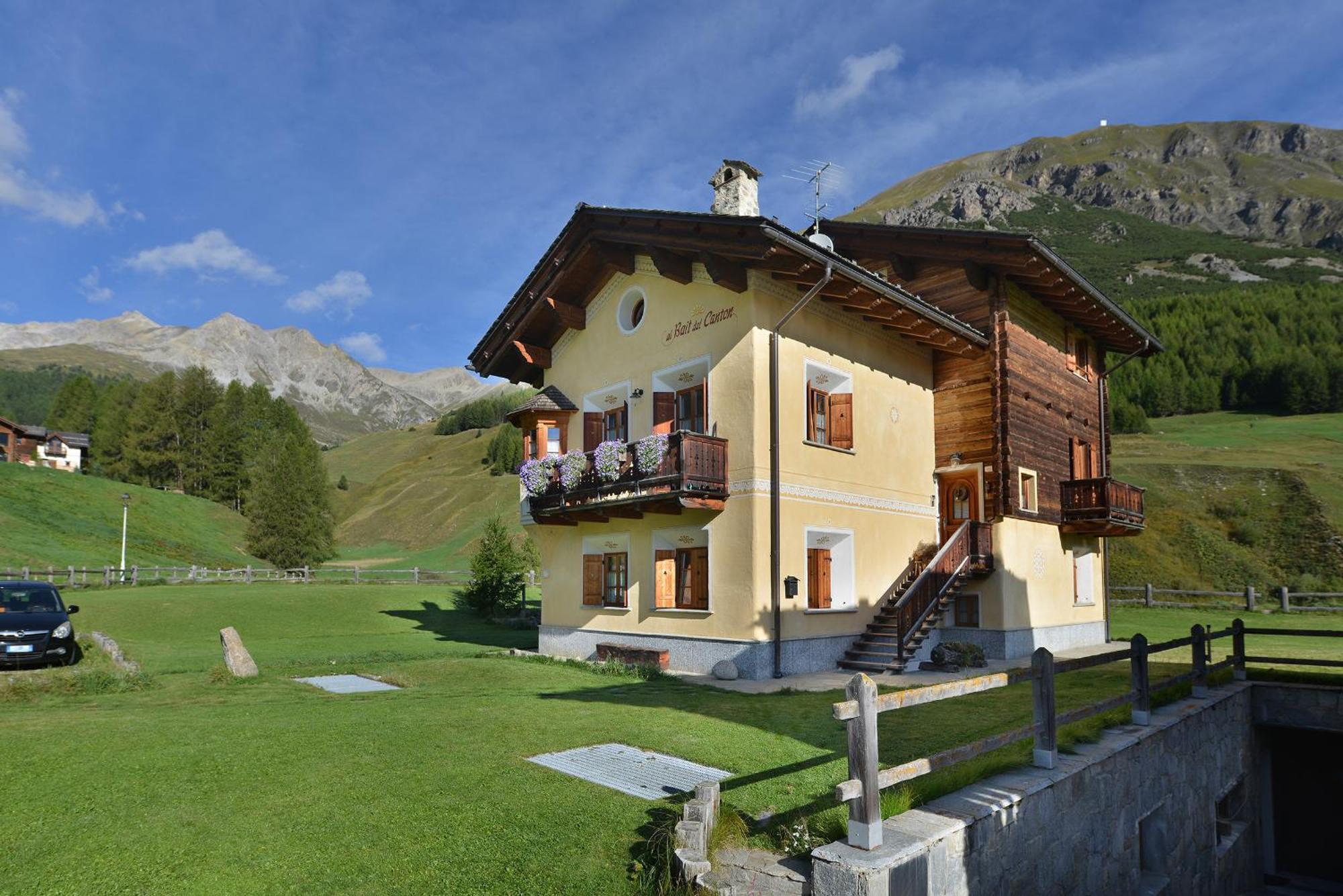Bait Dal Canton Livigno Kültér fotó
